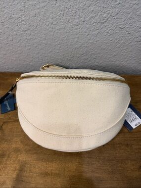 Universal Thread Canvas Half-Moon Crossbody Bag - Cream NEW